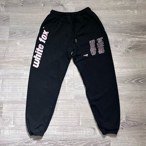 WHITE FOX BOUTIQUE TOUR SWEATPANTS